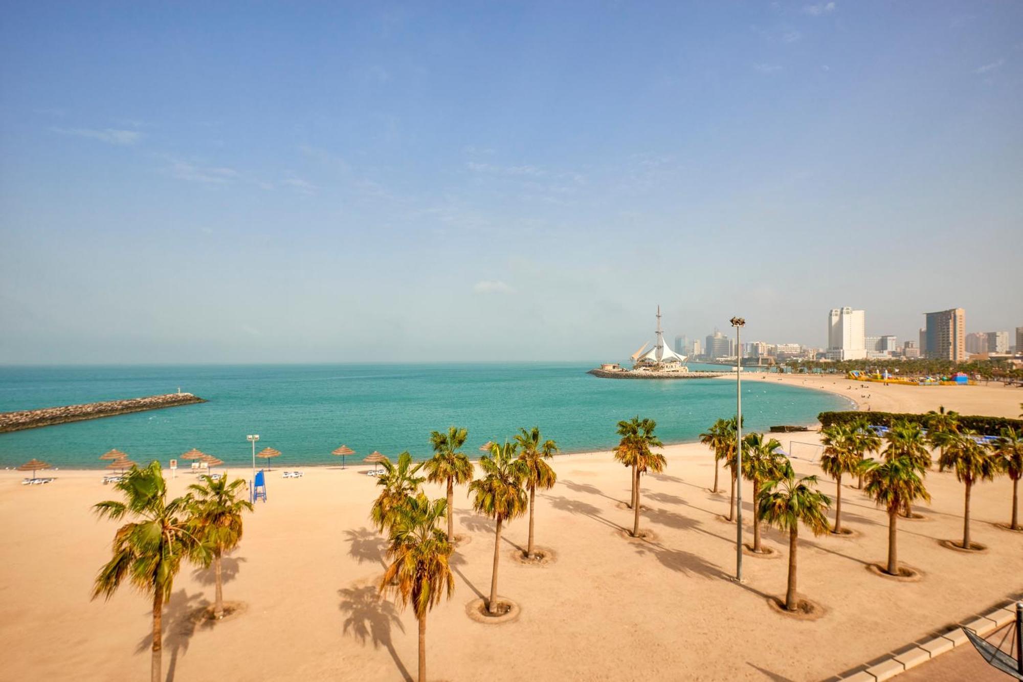 Marina Hotel Kuwait City Exterior foto Beach in Al Khor