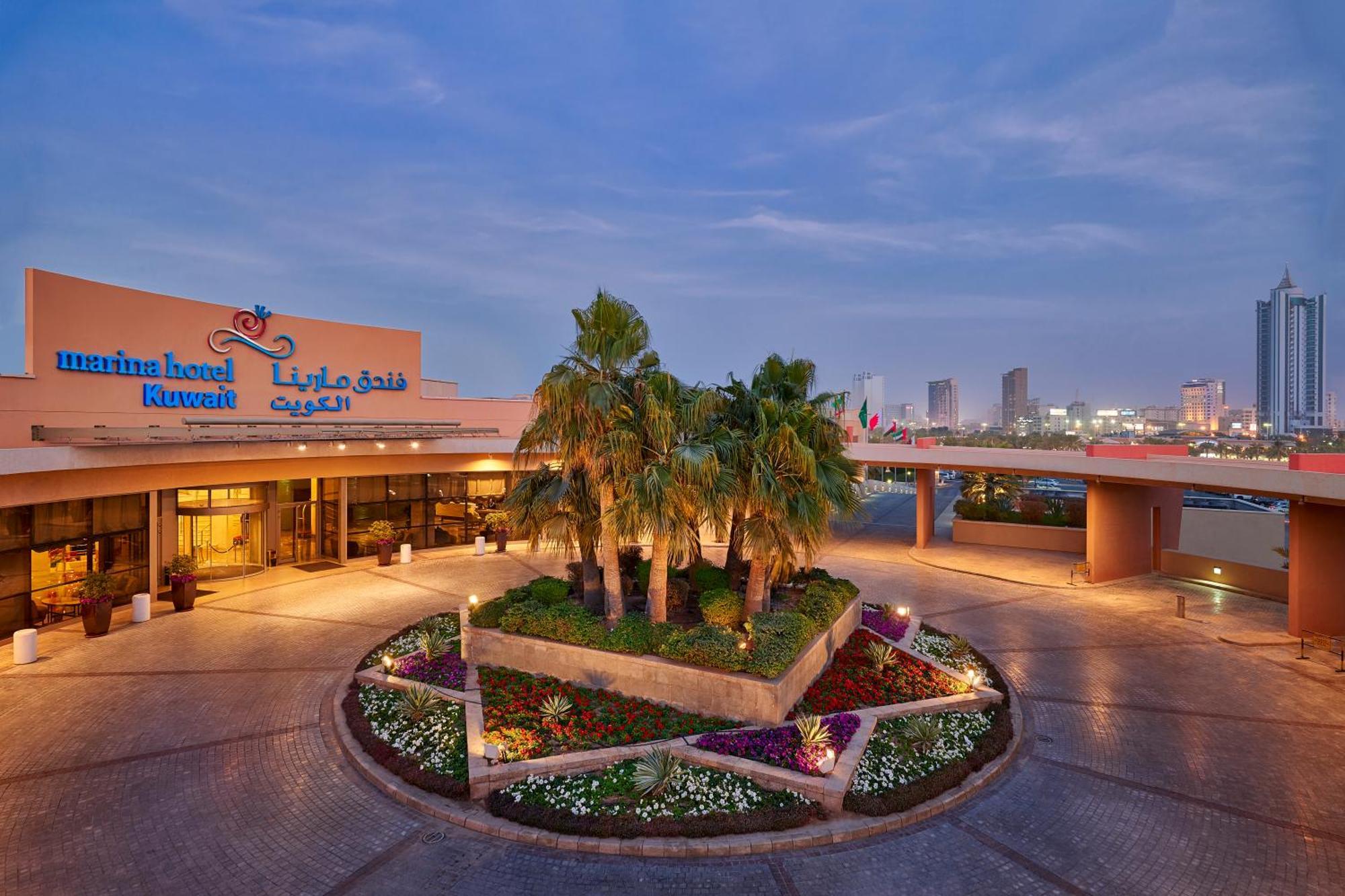 Marina Hotel Kuwait City Exterior foto Rotana Beach Hotel